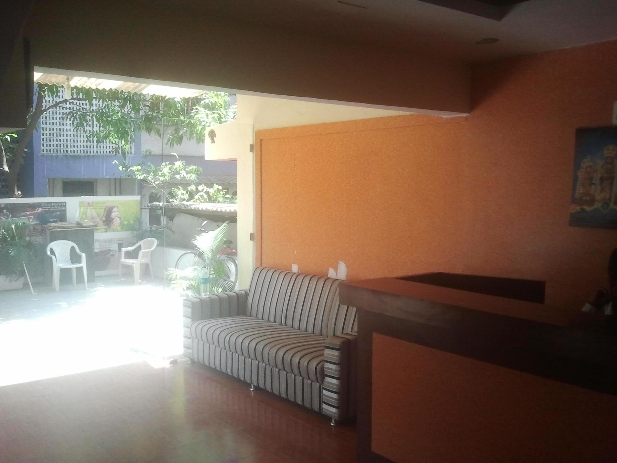 Hotel O Rana Residency Near Western Express Highway Metro Station Mumbai Exterior foto